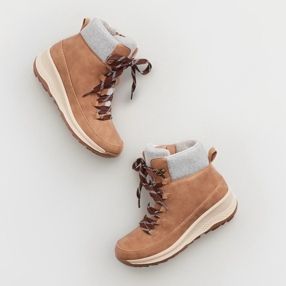 Women’s Winter Boots Size 7.5